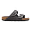 Arizona Soft Footbed em pele de camurça